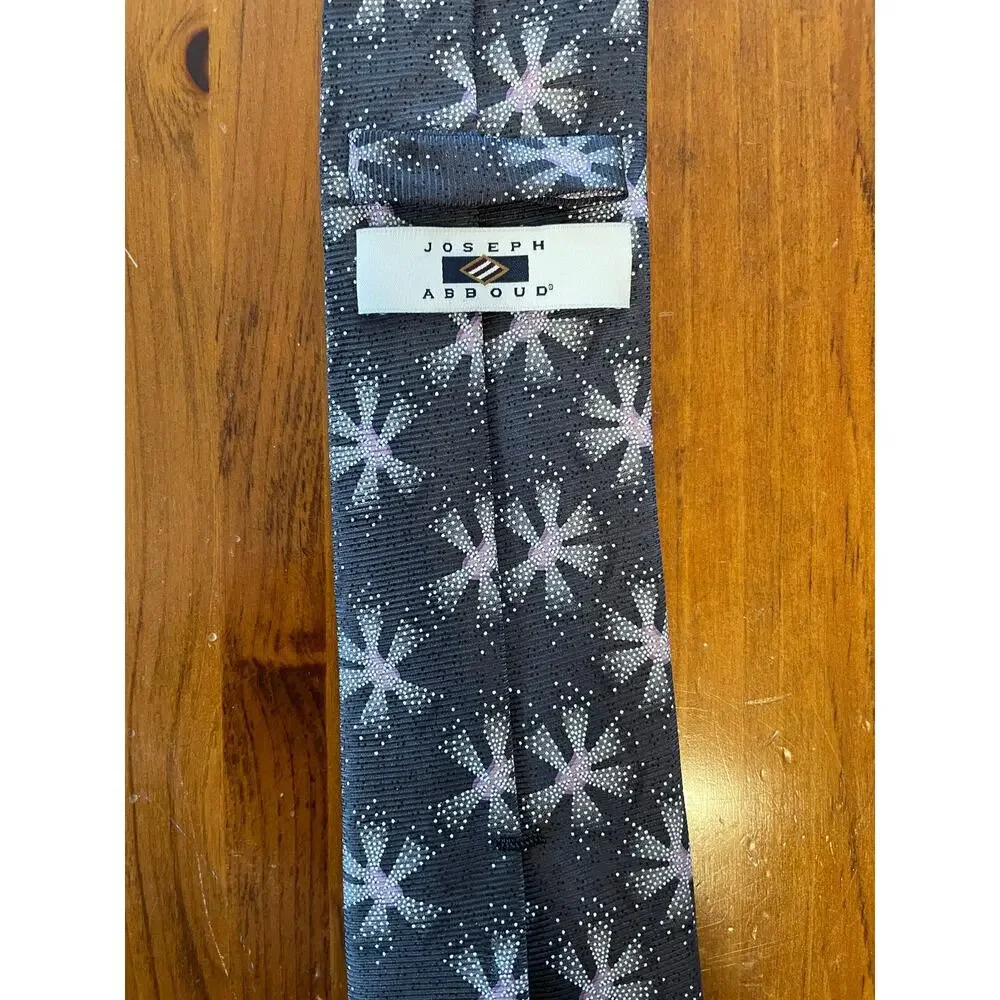 Joseph Abboud Neck Tie All Silk Geometric Star Shape Gray Pink Formal Wedding